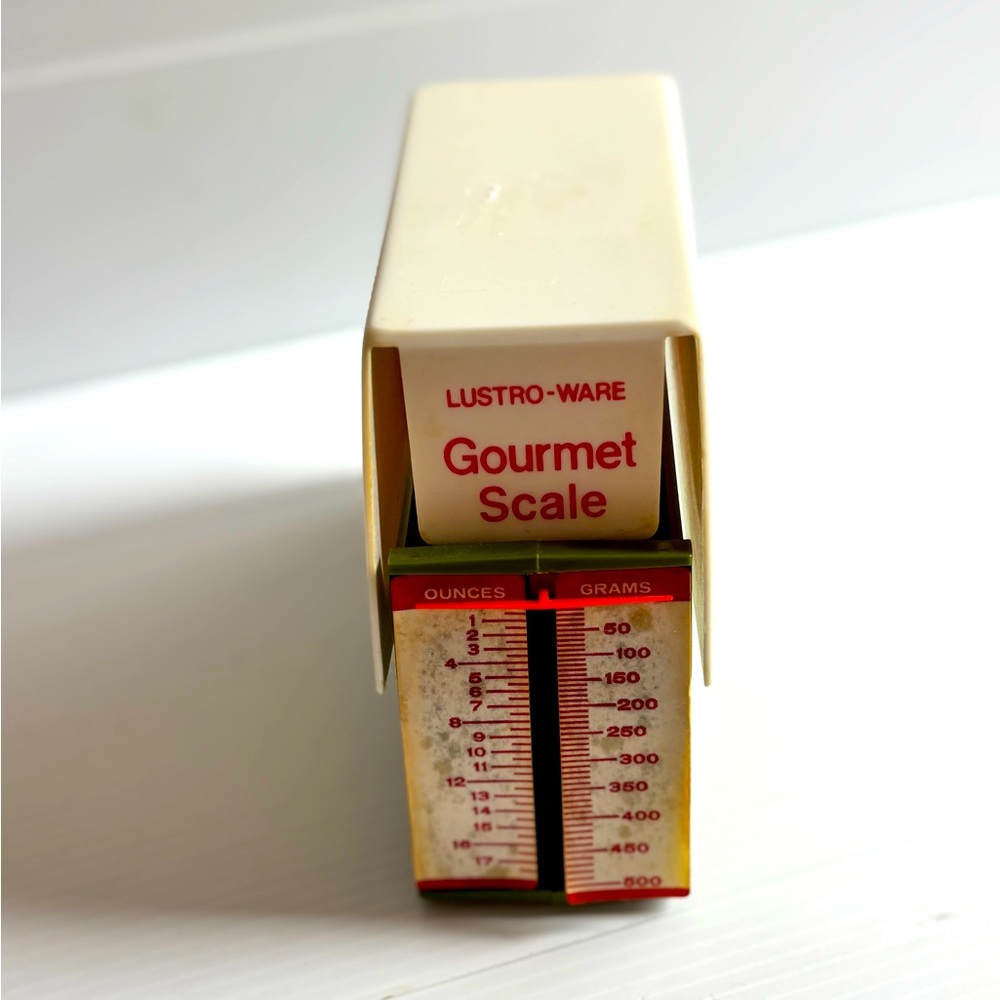 Vintage Lustro-Ware Gourmet Scale – Green Plastic Retro Kitchen Tool